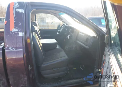 2005 Dodge Ram 1500 Slt/Laramie z USA, uszkodzony, nr VIN 1D7HA16D55J503126